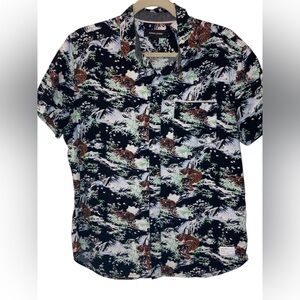 Adam Levine medium tiger themed shirt